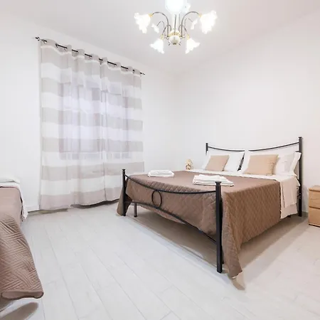 Alkantara Apartament Francavilla di Sicilia